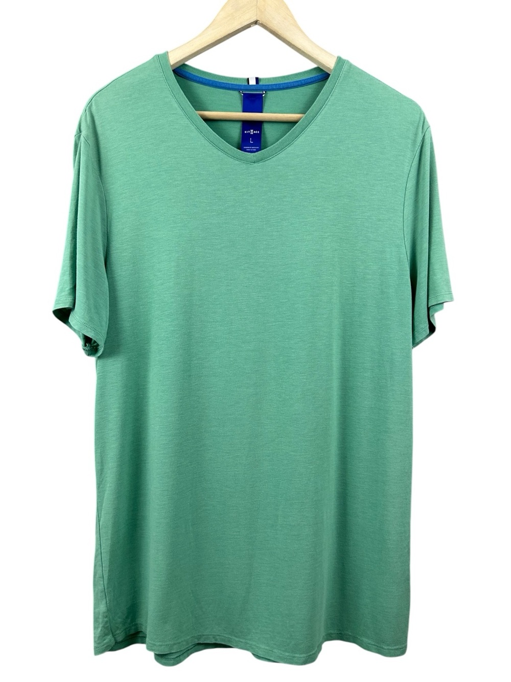 Kit and Ace V-neck Short Sleeve Shirt Size Large